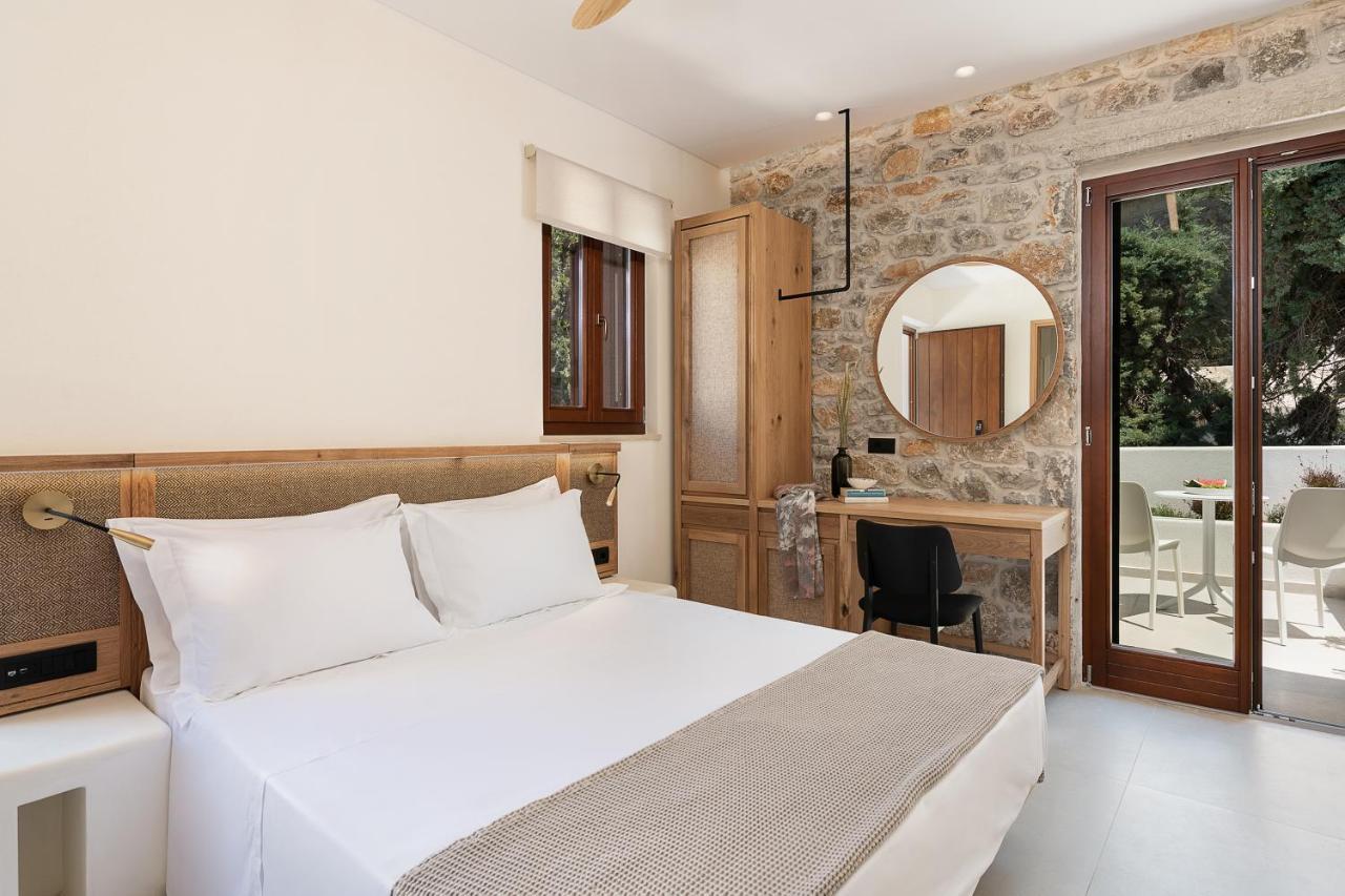 The Authentic Village Boutique Hotel Khora Sfakion Bagian luar foto