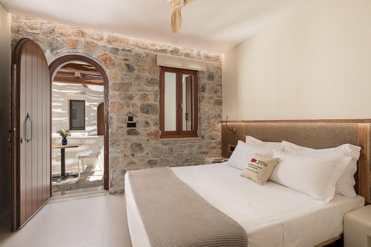 The Authentic Village Boutique Hotel Khora Sfakion Bagian luar foto